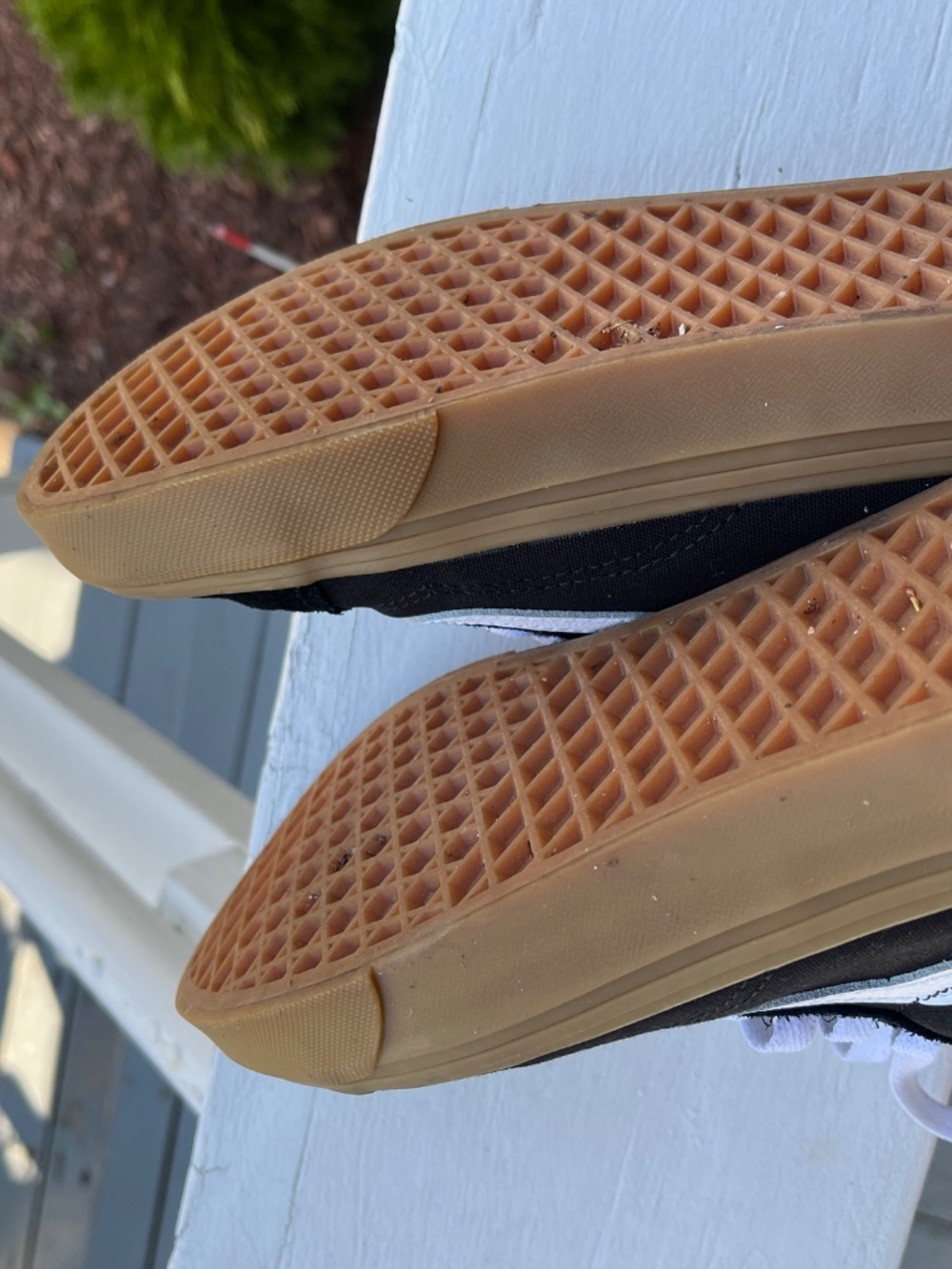 Vans - Picture 3 of 3